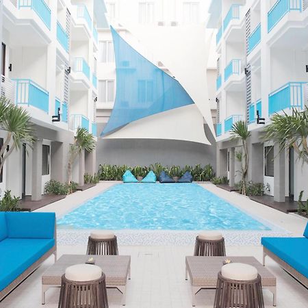 Bloo Bali Hotel Kuta Lombok Esterno foto