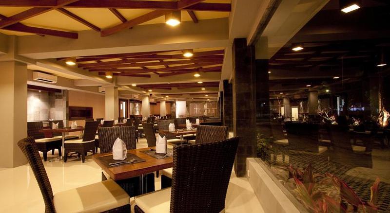 Bloo Bali Hotel Kuta Lombok Esterno foto