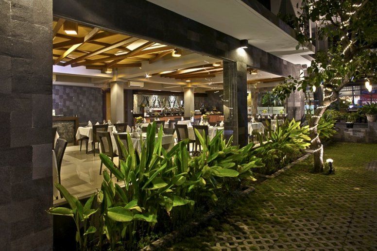 Bloo Bali Hotel Kuta Lombok Esterno foto