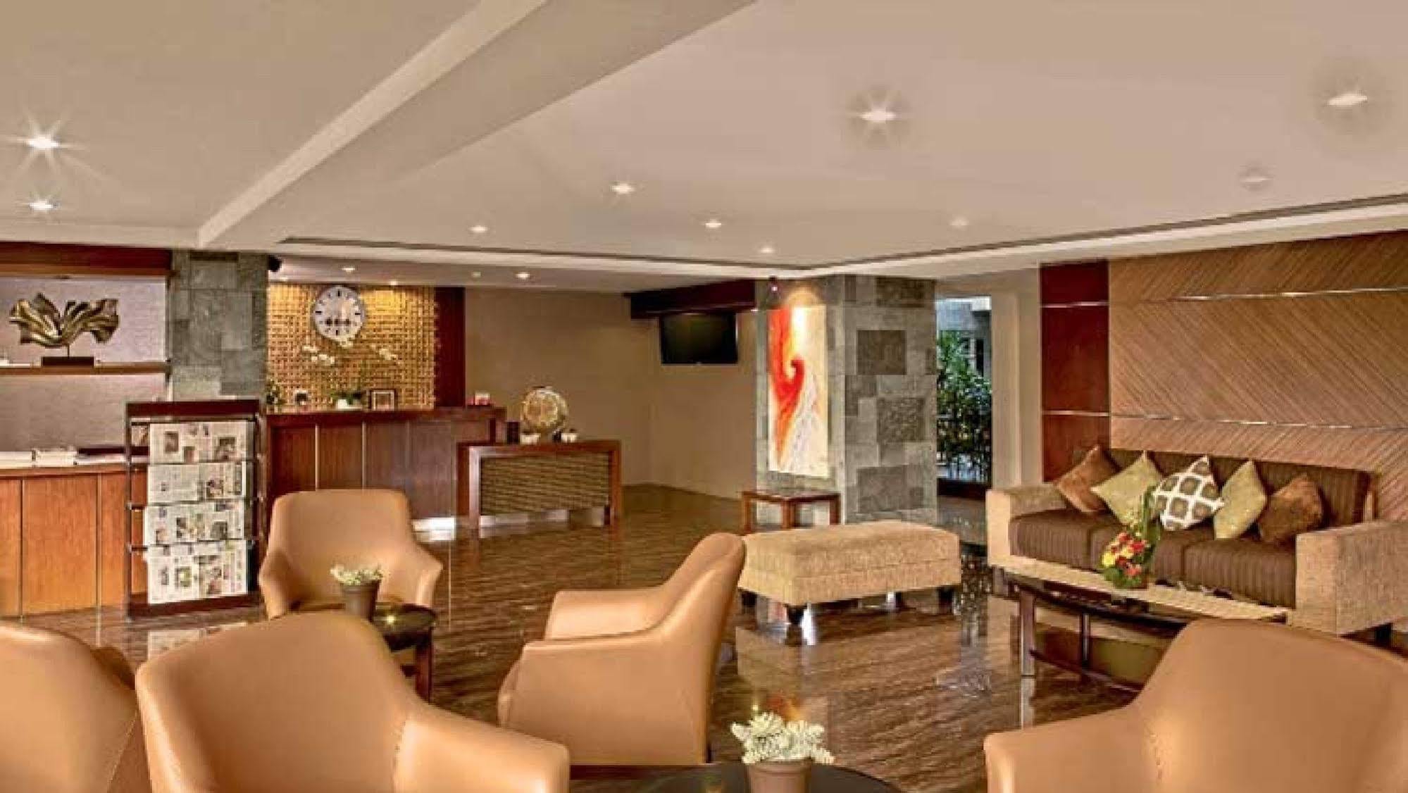 Bloo Bali Hotel Kuta Lombok Esterno foto